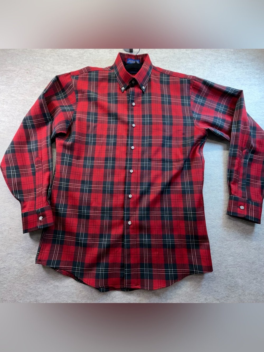 Vintage Sir Pendleton Men’s Medium Red Black Plaid 100% Virgin Wool Shirt